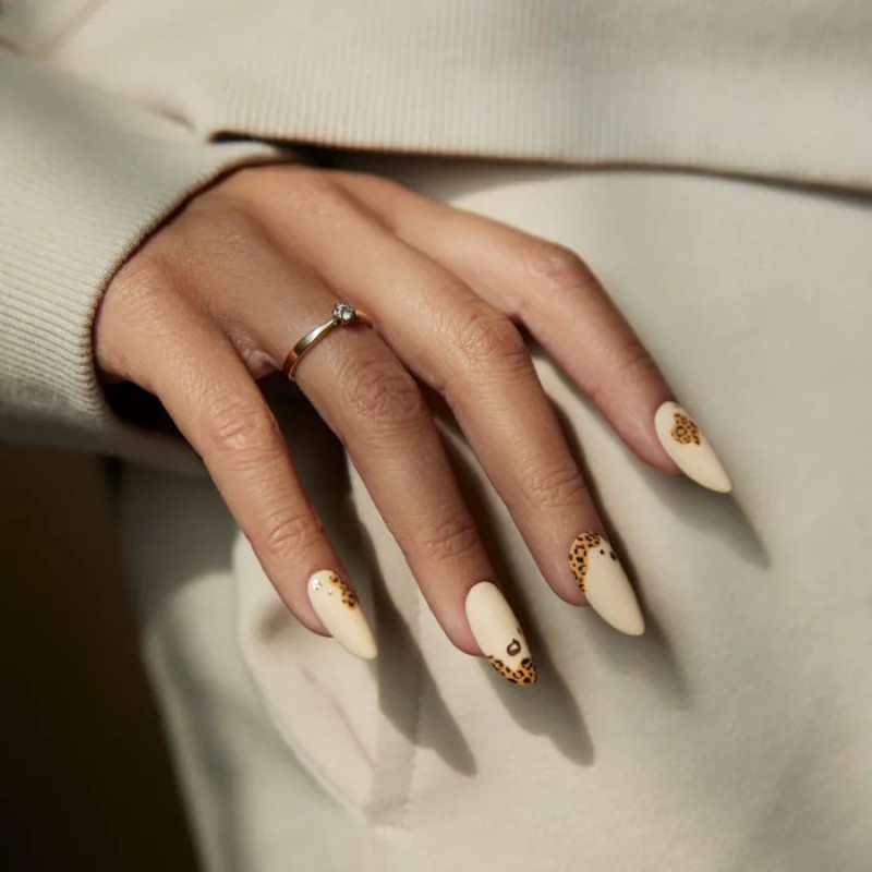 Beszamel Gel Polish 7ml